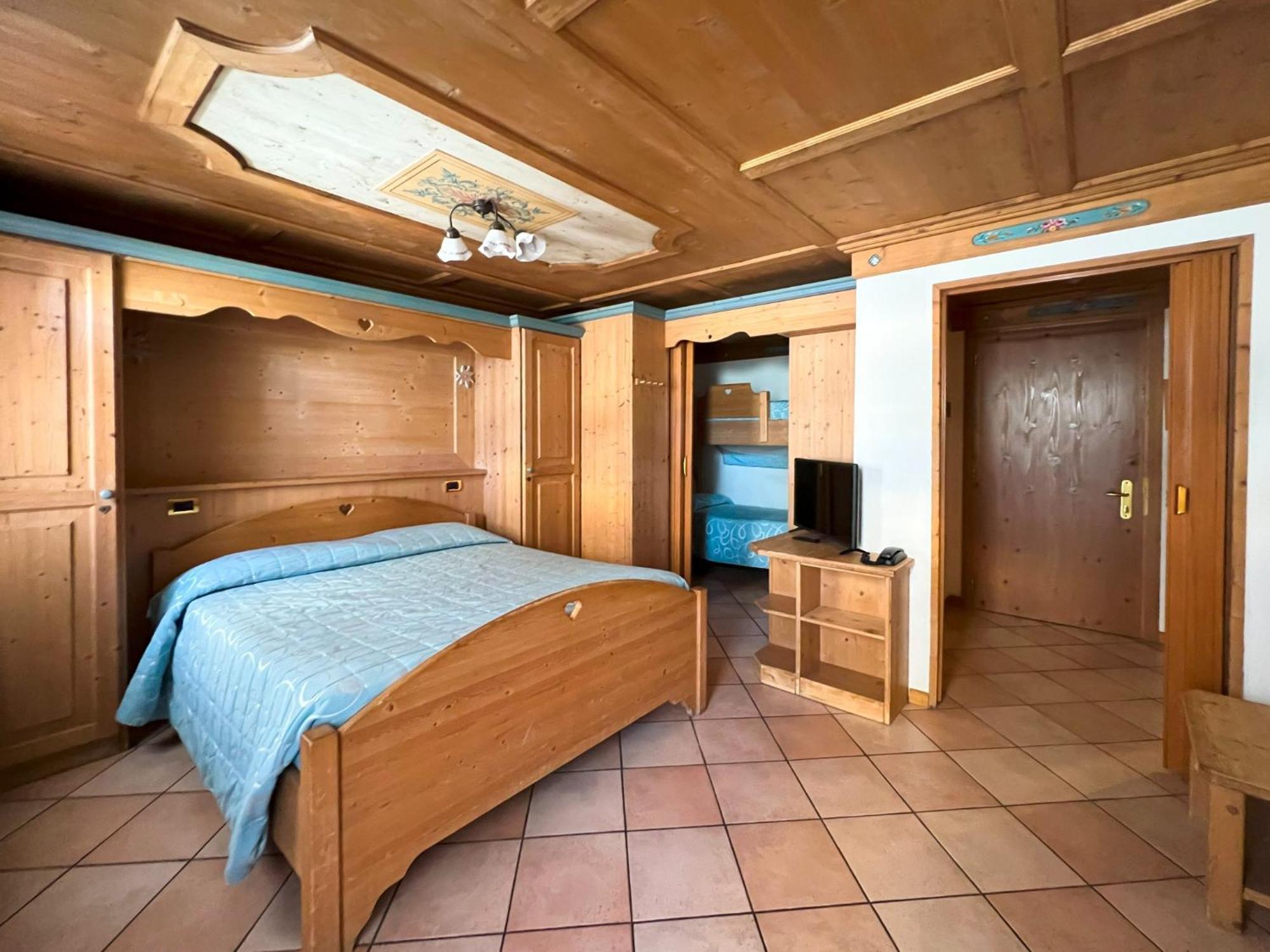 Hotel Residence Dahu Passo del Tonale Exterior photo