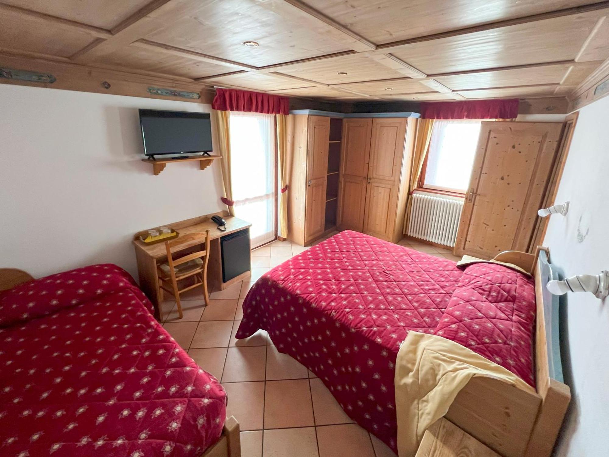 Hotel Residence Dahu Passo del Tonale Room photo